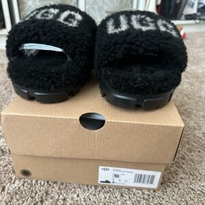 UGG Black Fuzzy Slides